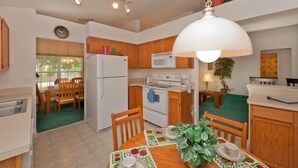 Unclassified image, 5 of 17, button - Ov1087 - Silver Creek - 3 Bed 2.5 Baths Townhome (Clermont)