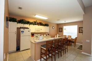 Breakfast area