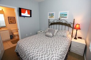 Family Townhome, Hot Tub, Garden Area | 3 bedrooms, laptop workspace, iron/ironing board, WiFi