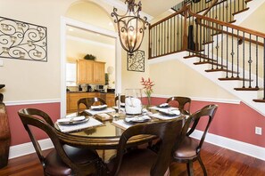 Family dining - Ov4211 - Reunion Resort - 7 Bed 7.5 Baths Villa (Kissimmee)