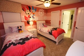 Family Villa, Multiple Bedrooms, Hot Tub, Garden Area | Children’s theme room