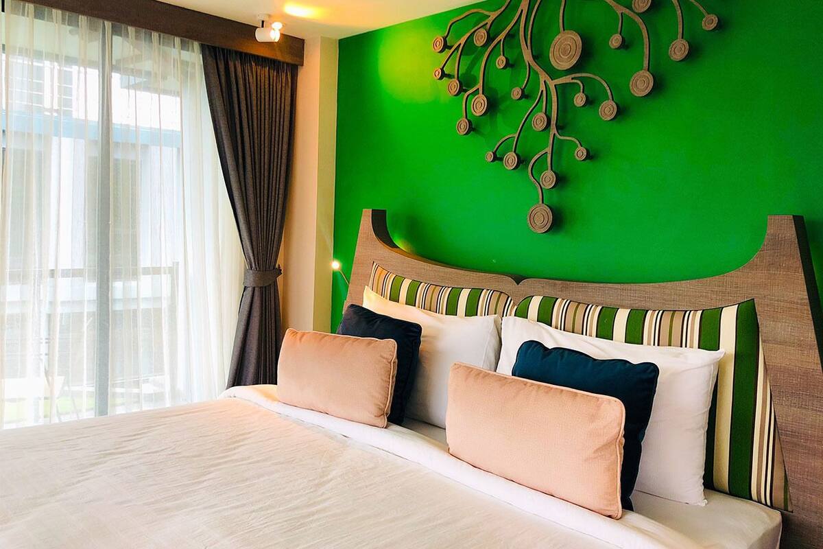  Grand Deluxe Room, 1 King Bed, Mountain View, Corner  | 고급 침구, 미니바, 객실 내 금고, 책상