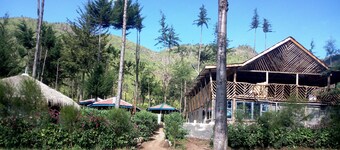 Maverick Camp Rondavels and Homestay