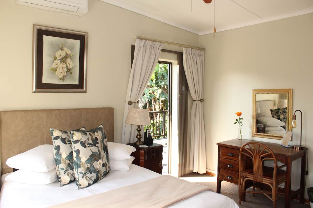 Chambre Double Standard, vue jardin (Magnolia)