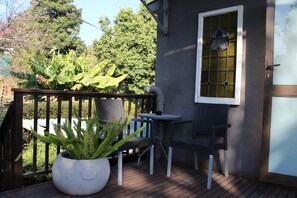 Terrace/patio - Panorama Guest House (Qonce)