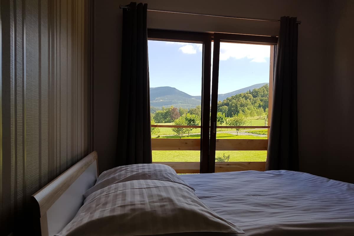 Triple Room (P18) | Iron/ironing board, free WiFi, bed sheets, wheelchair access