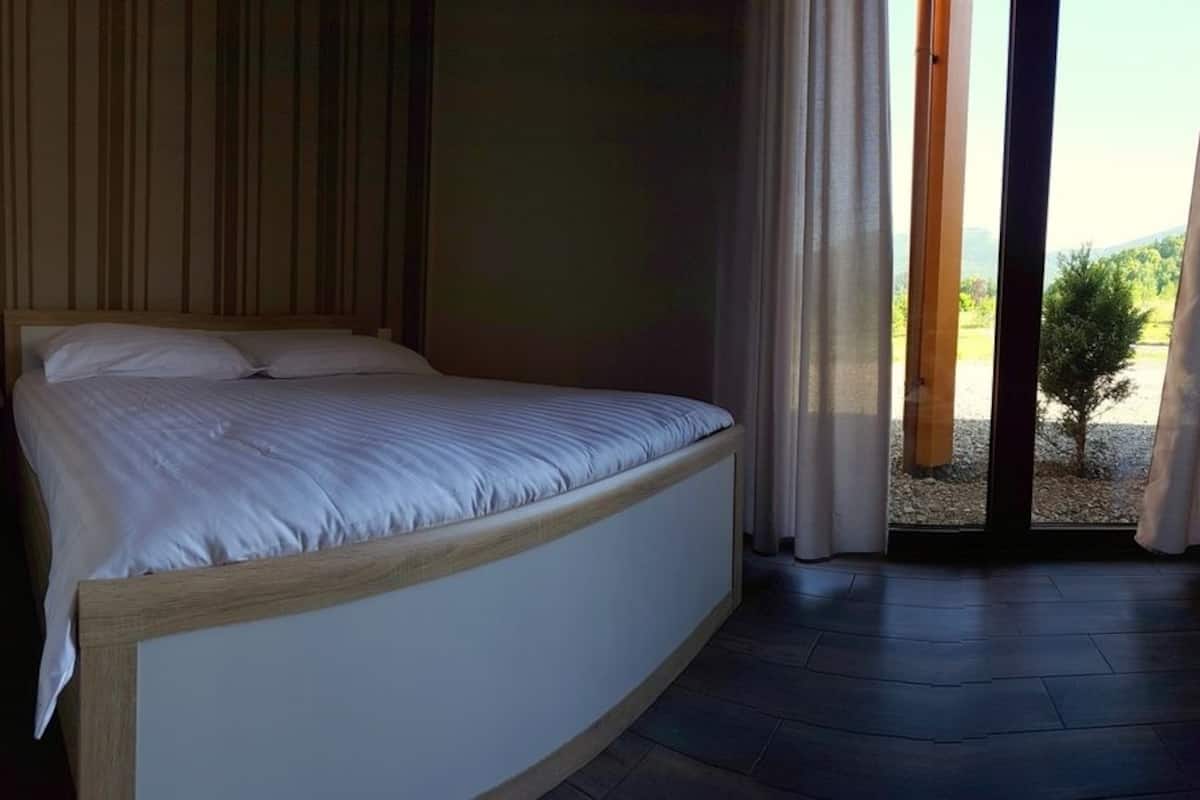 Quadruple Room (P15) | Iron/ironing board, free WiFi, bed sheets, wheelchair access