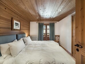 4 bedrooms, free WiFi