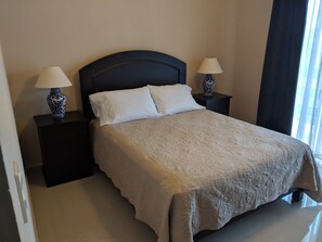 3 dormitorios, caja fuerte, tabla de planchar con plancha y wifi gratis