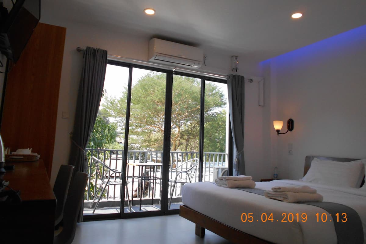 Chambre Double Standard, 1 grand lit