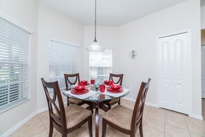 Breakfast area - Ev85594 - The Sanctuary at West Haven - 4 Bed 3 Baths Villa (Davenport)
