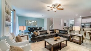 Family Condo, Balcony, Garden Area | Executive lounge - Grhrfd1411 - Champions Gate Resort - 9 Bed 5 Baths House (Davenport)