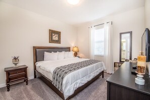 Family Condo, Balcony, Garden Area | 8 bedrooms, laptop workspace, iron/ironing board, WiFi - Ev242169 - Champions Gate Resort - 8 Bed 5 Baths Villa (Davenport)