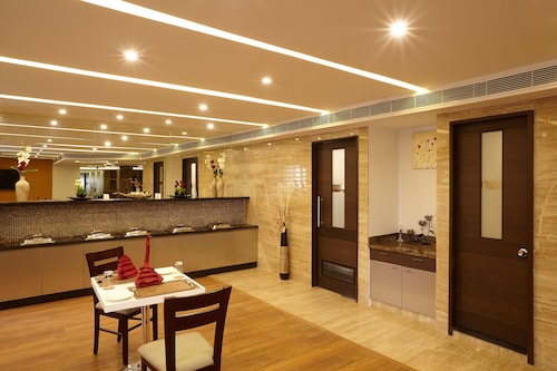 Saravana's Golden Fruits Business Suites