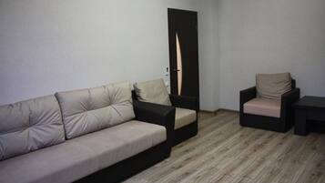 Standard-Apartment (Sofa bed) | Verdunkelungsvorhänge, schallisolierte Zimmer, Bügeleisen/Bügelbrett