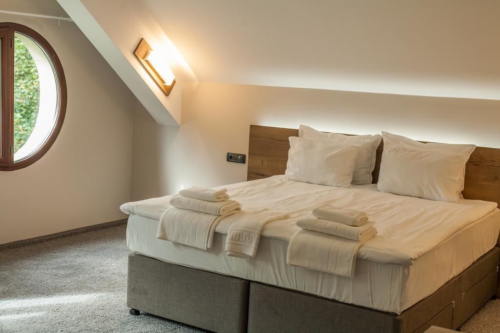 studio | minibar, iron/ironing board, free cots/infant beds, free wifi