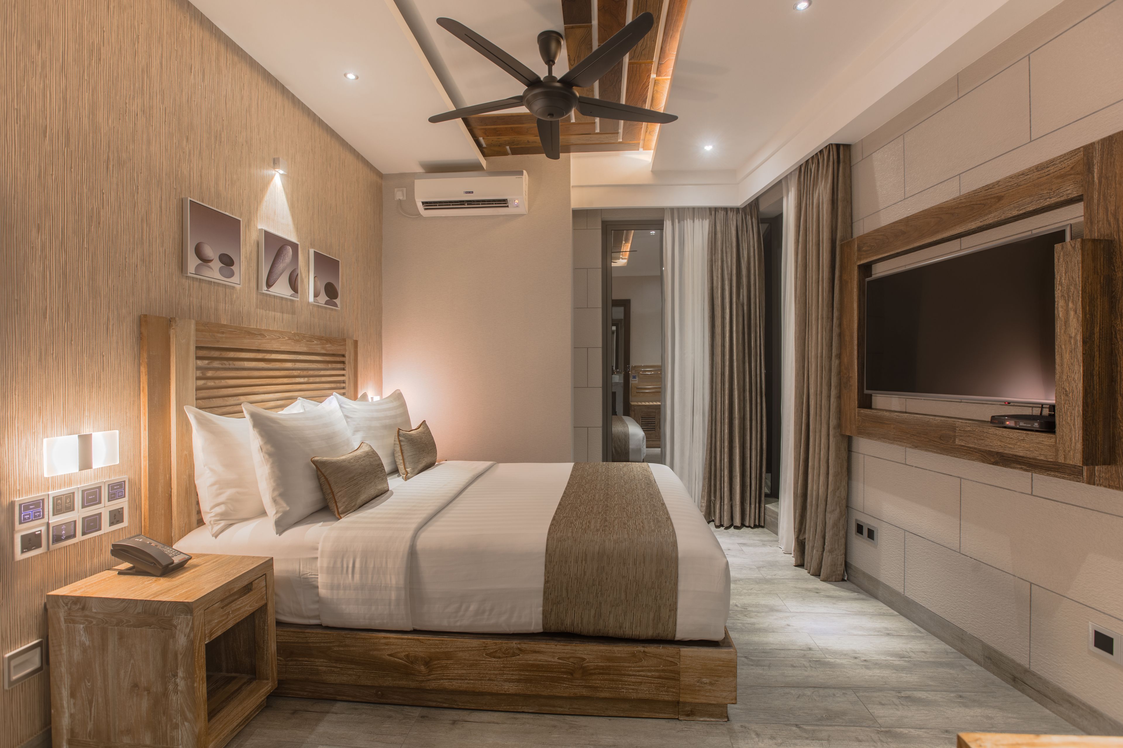 Quarto casal luxo, sacada, vista para o oceano (Free Airport Transfer) | Roupas de cama premium, camas Select Comfort, frigobar