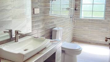 Standard Double Room | Bathroom | Separate tub and shower, deep soaking tub, rainfall showerhead