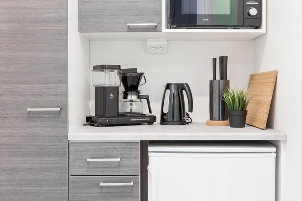 Fridge, microwave, coffee/tea maker - Oma Hotelli (Ylojarvi)