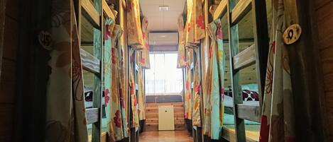 Basic Shared Dormitory, Women only, Non Smoking