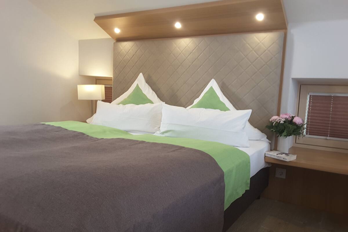 Apartment (Loggia) | In-room safe, blackout drapes, soundproofing, WiFi (free)