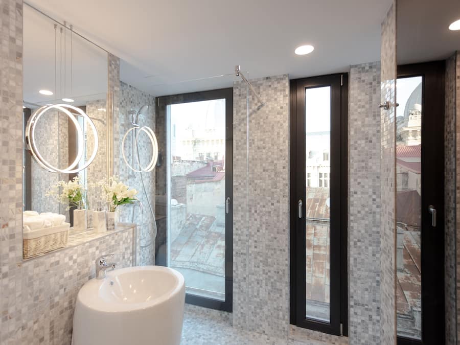Bathroom shower