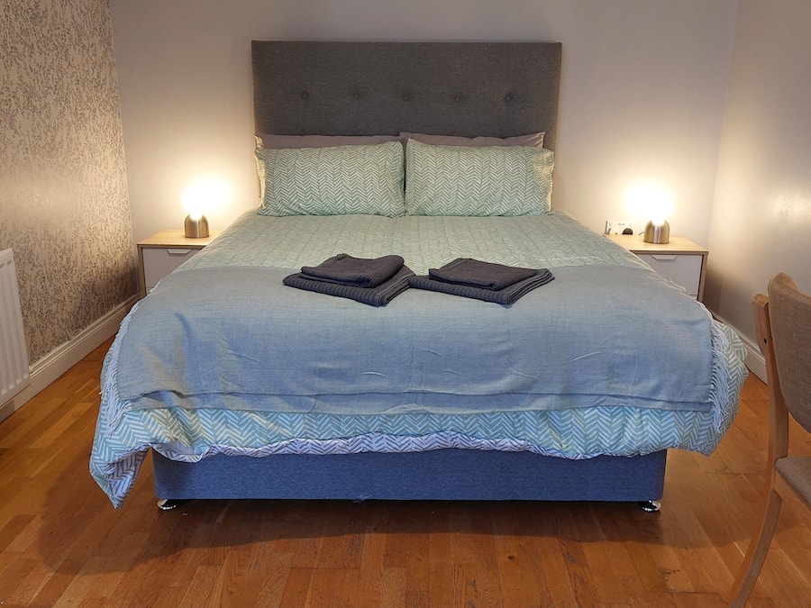 Wifi gratis y ropa de cama