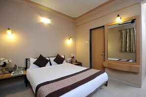 Habitación familiar (Non A/c) | 1 dormitorio, sistema de insonorización, wifi gratis y ropa de cama