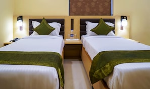 Quarto standard | Escrivaninha, ferros/tábuas de passar roupa, Wi-Fi de cortesia