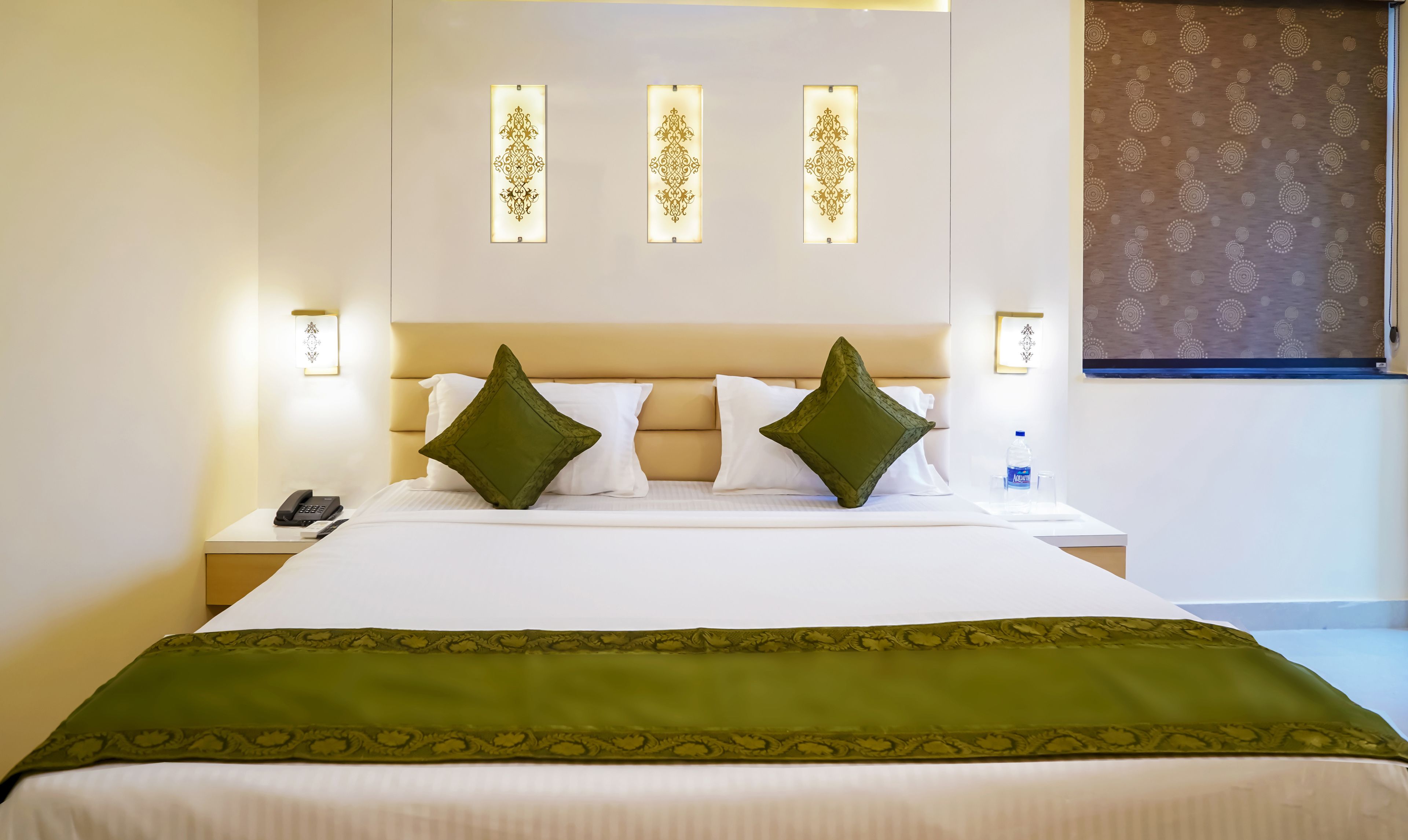 Standard-huone | Työpöytä, silitysrauta/-lauta, ilmainen Wi-Fi, vuodevaatteet