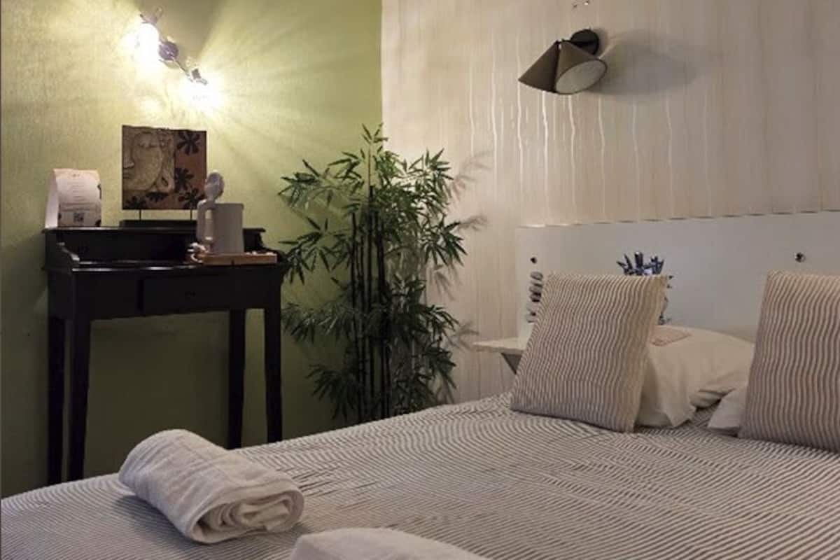 Triple Room, Private Bathroom