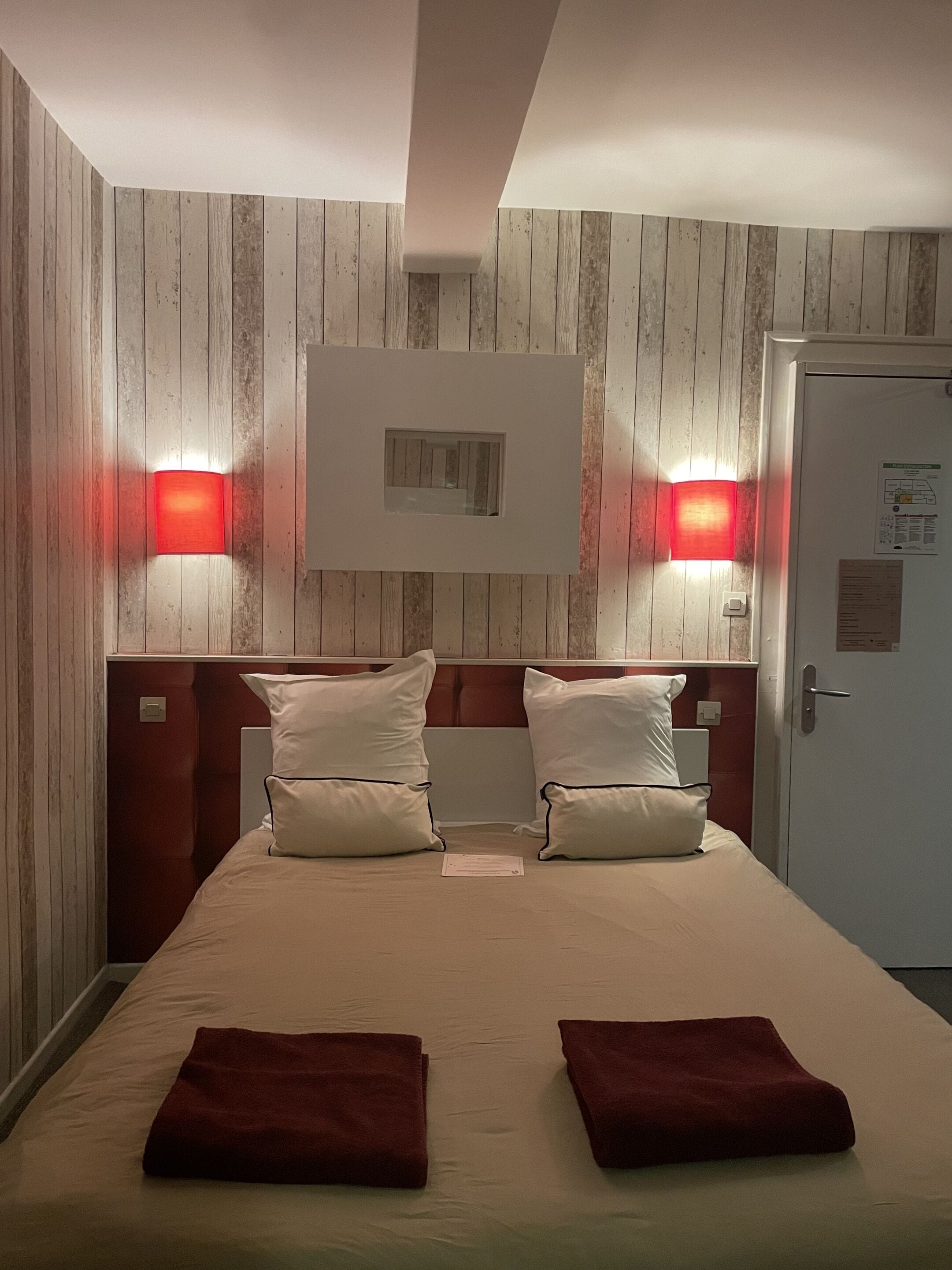 Chambre Double Standard, salle de bains privée