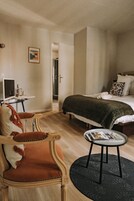 Twin Room, Private Bathroom | Bed sheets