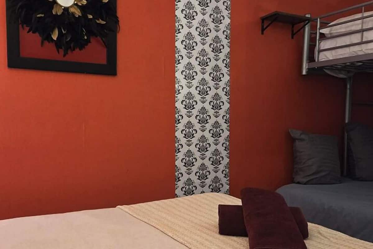 Superior Suite, Private Bathroom