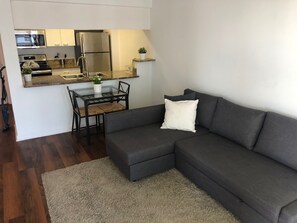 Appartement | Woonkamer | Een lcd-televisie