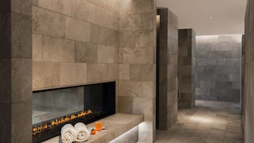Couples treatment room(s), sauna, steam room, body treatments
