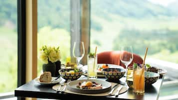 Alimentação e bebidas