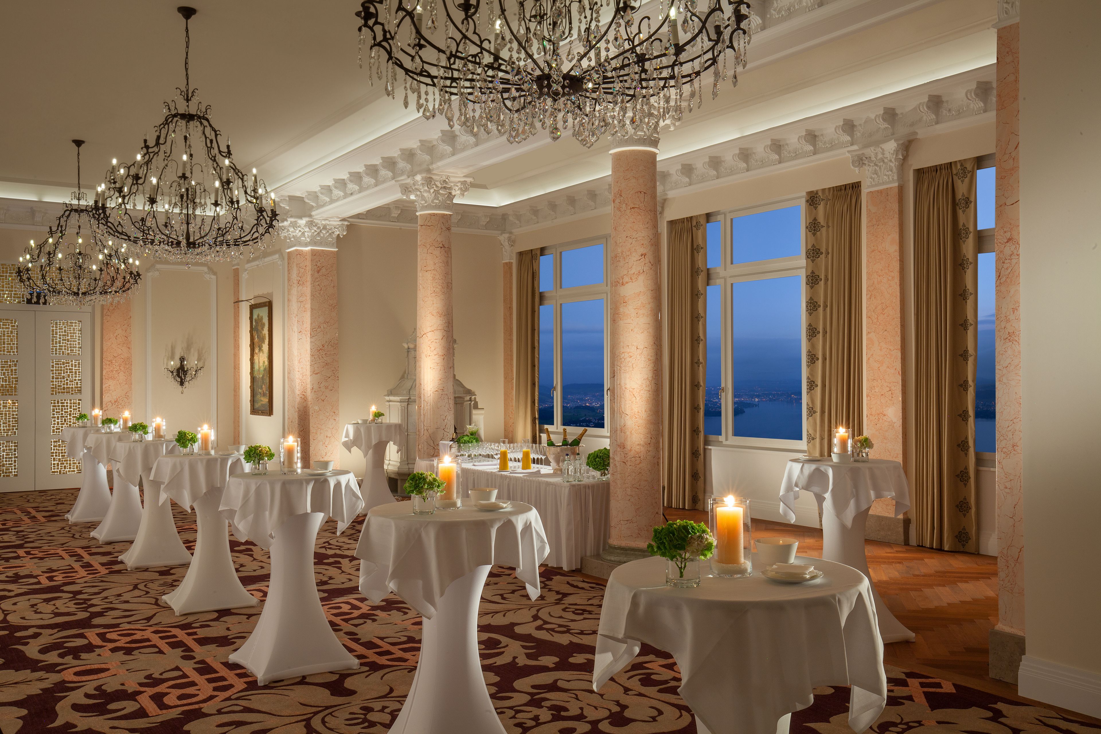 Banquet hall