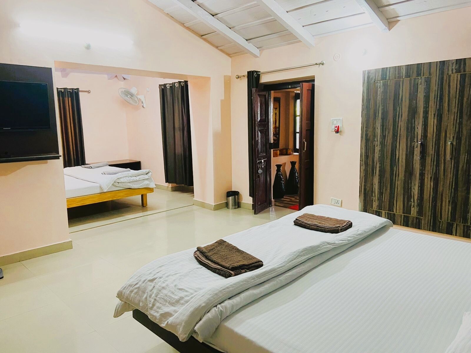 Family Room, 1 Bedroom, Valley View | 1 bedroom, individually decorated, individually furnished