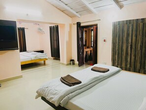 Kamar Keluarga, 1 kamar tidur, pemandangan lembah | 1 kamar tidur dan didekorasi berbeda-beda