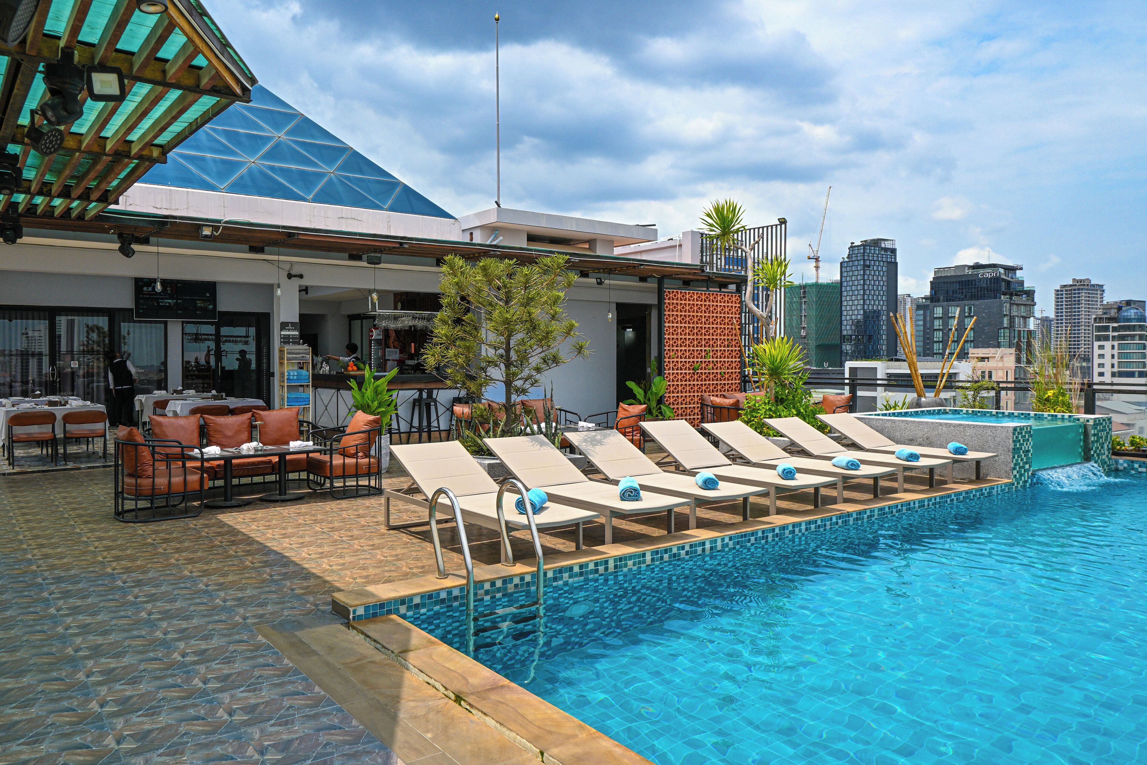 Rooftop pool