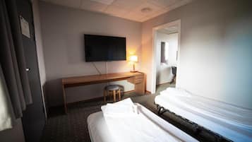 Iron/ironing board, cribs/infant beds, free WiFi, bed sheets