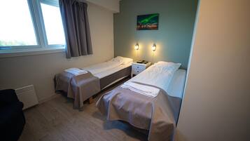 Doppelzimmer, Nichtraucher | Bügeleisen/Bügelbrett, Babybetten, kostenloses WLAN, Bettwäsche