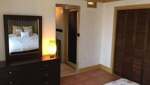 Apartment - Awesome Place with Pool and Parking No.3 (North Bay Village)