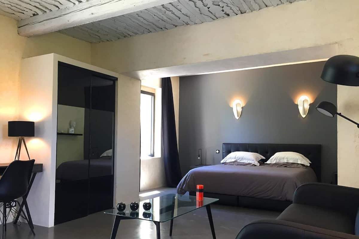 Dobbeltrom (Le Ventoux) | Sengetøy av topp kvalitet, minibar, safe på rommet og skrivebord
