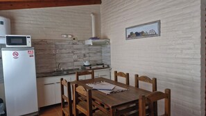 Bungalow, 2 Schlafzimmer, Gartenblick | Eigene Küche