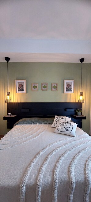 1 bedroom, iron/ironing board, free WiFi, bed sheets