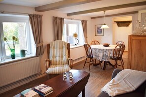 Maison (Hanna Incl. End Cleaning fee 60€) | Aire de séjour | Téléviseur à écran plat