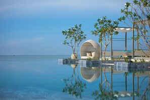 2 outdoor pools, free cabanas, pool umbrellas - Melia Ho Tram Beach Resort (Ho Chi Minh City)
