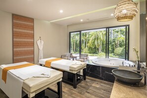 Sauna, steam room, body treatments, body wraps, body scrubs, facials